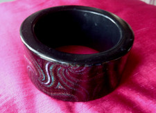 Vintage chunky Black bangle