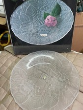 Glass leaf flower sculpture