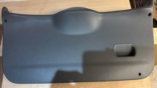 New genuine tail - new, gate