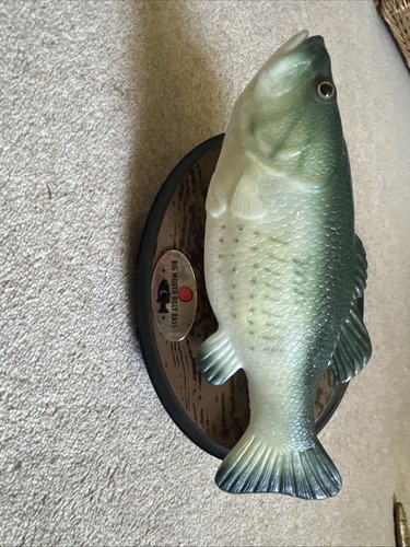 Big mouth billy bass singing - mouth,