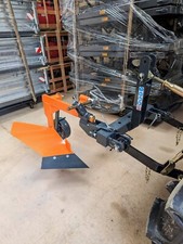 COMPACT TRACTOR SINGLE FURROW