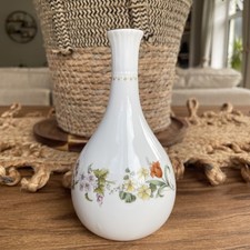 Wedgewood Mirabelle Small Bud