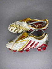 Adidas Predator Powerswerve