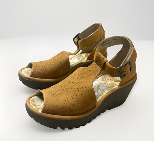 Fly london sandals - london, yall