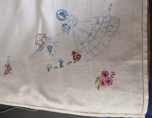 Large linen table cloth with - large,