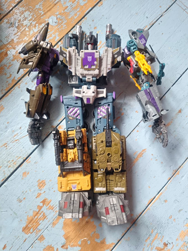 Transformers combiner wars - transformers,