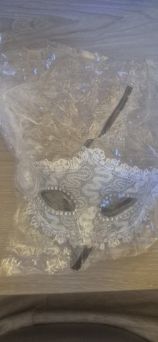 Venetian masquerade eye - venetian,