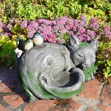 UNUSUAL CAT GARDEN ORNAMENT