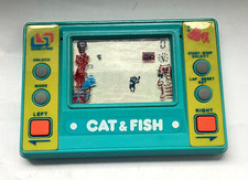 Vintage EXTREMELY RARE 1982 PLAY & TIME - CAT & FISH - LCD game (Very Good Cond)