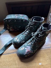 Pavers Green Boots And Bag