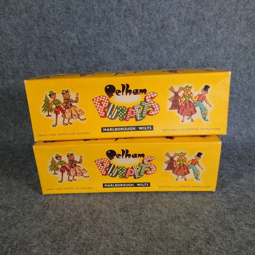 Pair pelham puppets - , --