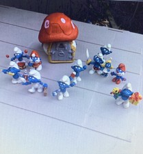Authentic old vintage Smurf Figures And House