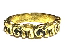 CUTE LITTLE ELEPHANT FAMILY