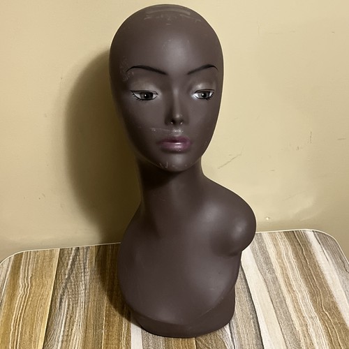Female mannequin head with - female,