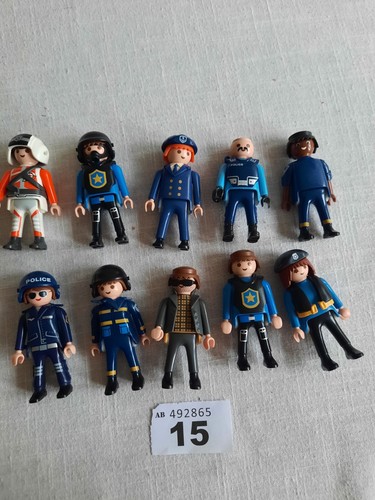 Playmobil police and - 10,