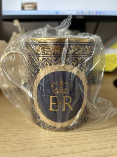 Queen elizabeth second spode - elizabeth,