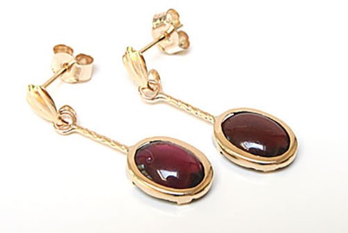 9ct gold garnet drop - garnet,