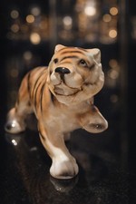 Vintage Rare Raised Paw