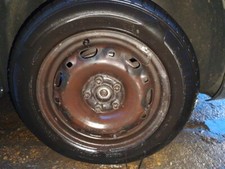 VOLKSWAGEN FOX 2005-2011 steel wheel .