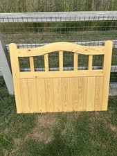 Wooden Garden Gate - Arch Top × 1 3'0" (914mm) High x 4'0" (1219mm) Wide