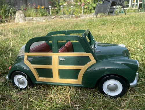 Vintage sylvanian families car - vintage,