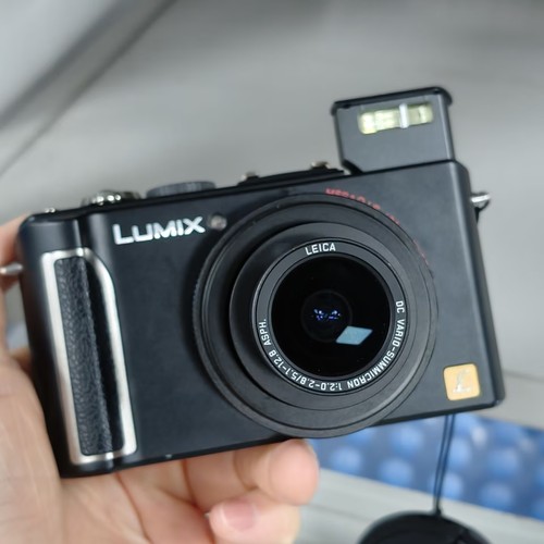Panasonic lumix lx3 - panasonic, 10mp