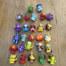 The Grossery Gang Rotten  Soda Container Plus 27 Assorted Figures A