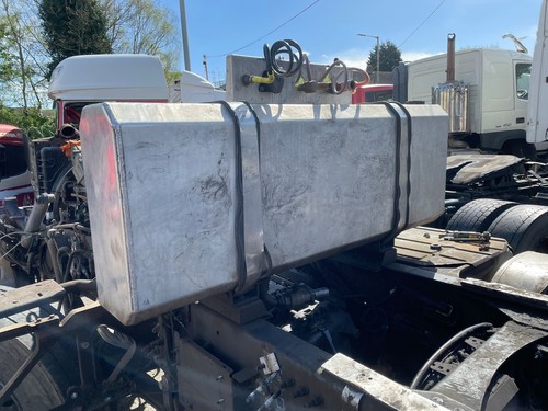 Volvo 2015 hydraulic - hydraulic, fuel