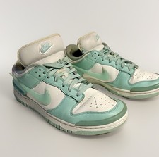 NIKE Dunk Low Twist Jade Ice