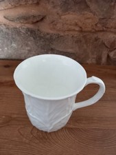 COALPORT COUNTRYWARE WHITE BONE CHINA MUG. Half pint.