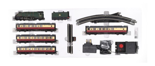 R1064 hornby the mallard - hornby,