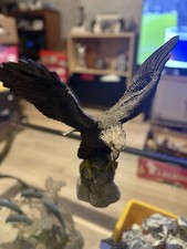 Wonderful Large Vintage sculpture of a bald eagle