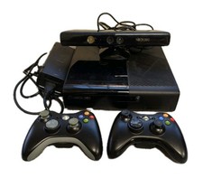 XBOX 360 E CONSOLE 250gb HD bundle 2 x Controllers AC Adapter Kinect Sensor