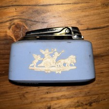 Vintage 1970s Ronson Wedgwood