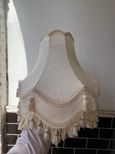 Beautiful creamy white - creamy,