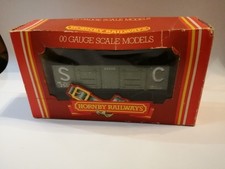 Hornby R730 OO Gauge Mineral Wagon Model.