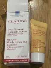 Clarins One-step Gentle Exfoliating Cleanser (all skins) 5ml X 5