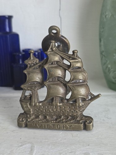 Brass hms victory vintage - hms,