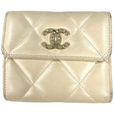 CHANEL Matelasse Tri-fold Wallet Lambskin AP2809 White Coco Pearl Women's