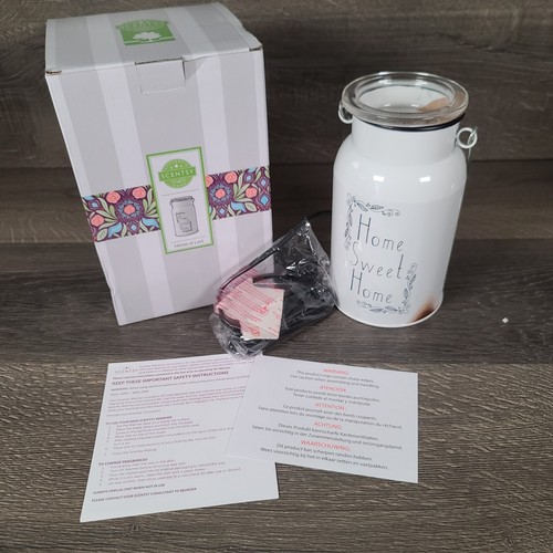 New open box scentsy - box,