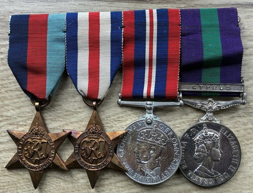 Ww2 medal trio general - medal, &