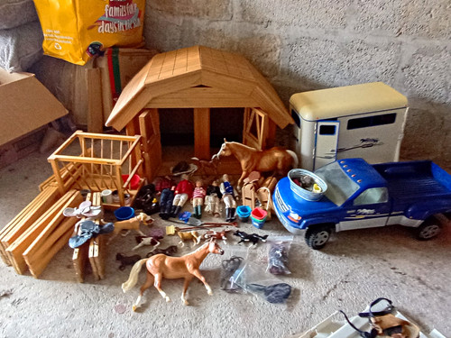 Massive job lot - massive, breyer(s)