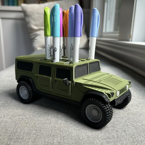 Printed army green hummer - 3d,