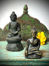 ANTIQUE BUDDHIST BRONZES  A PAIR OF SEATED BUDDHAS  LOST WAX CASTING 19TH C
