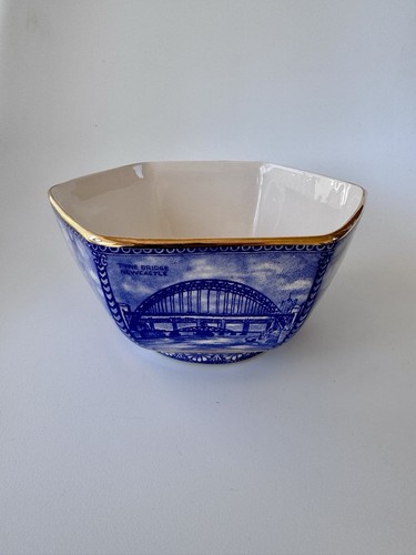 Hexagonal bowl north east - north,