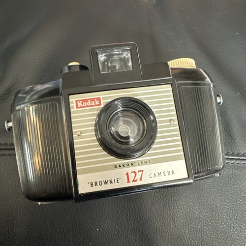 Vintage kodak brownie 127 - brownie,