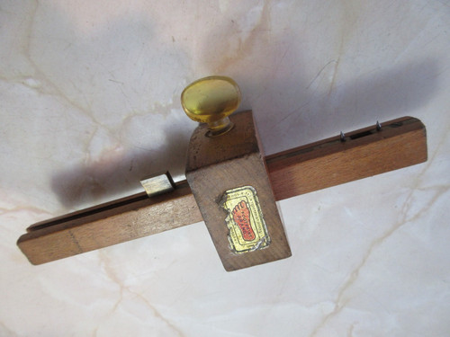 Duel mortice and - , gauge