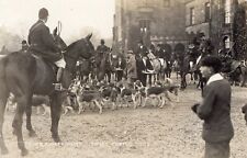 RIPLEY CASTLE NEAR HARROGATE. YORK & AINSTY HUNT. FOXHOUNDS