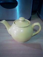 Sadler Yellow Tea Pot -Tea for