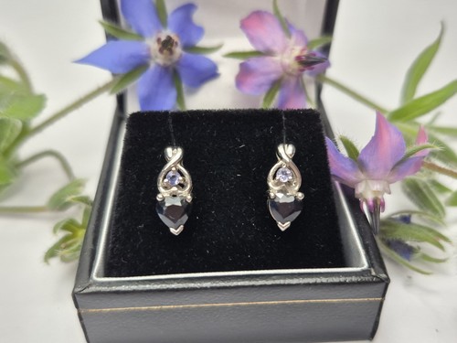9ct white gold - gold, &